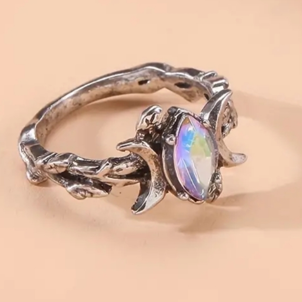Silver-Tone Crescent Moon Opalescent Stone Ring Size 8